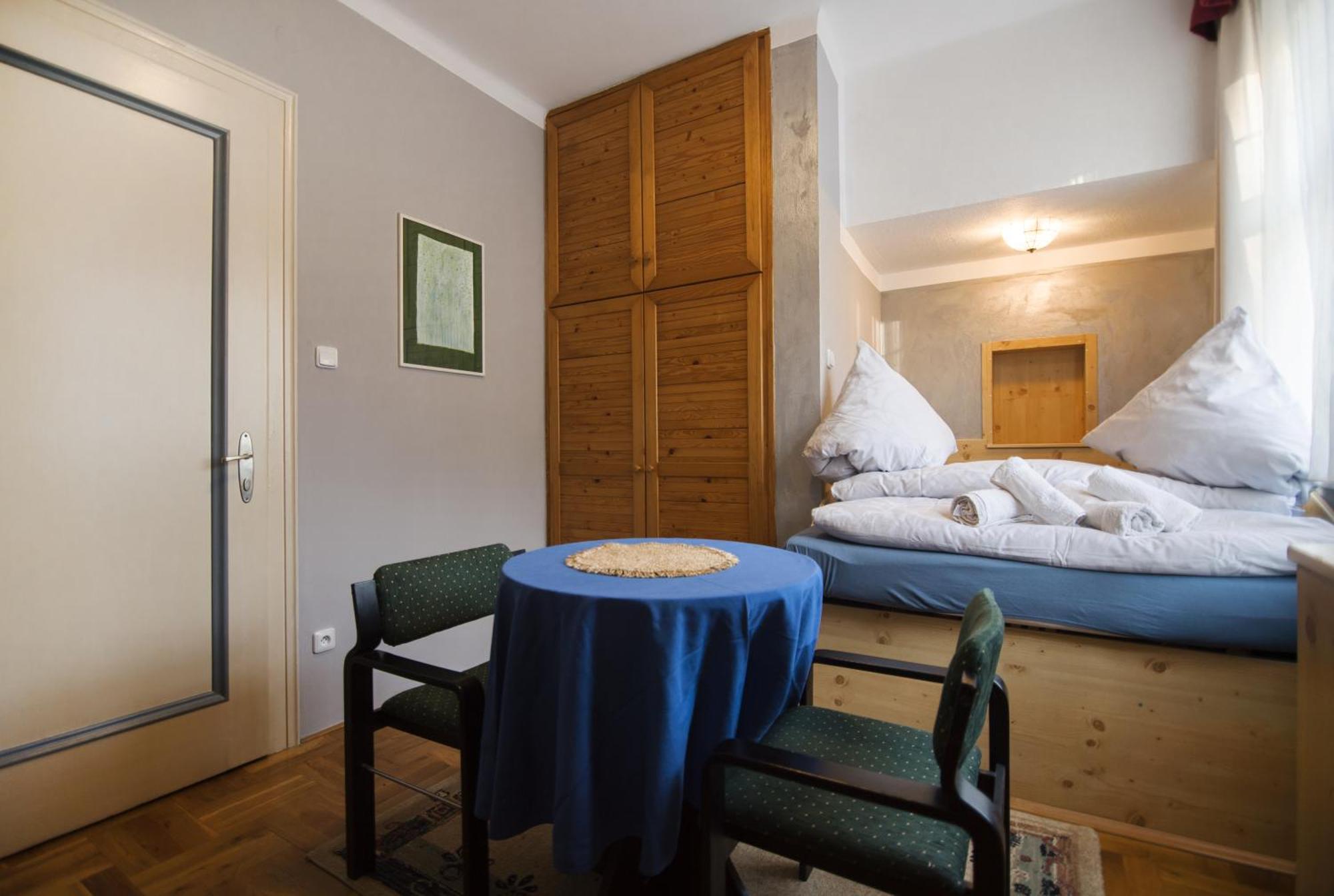 Pension Ayky ヤブロネツ・ナド・ニソウ 部屋 写真